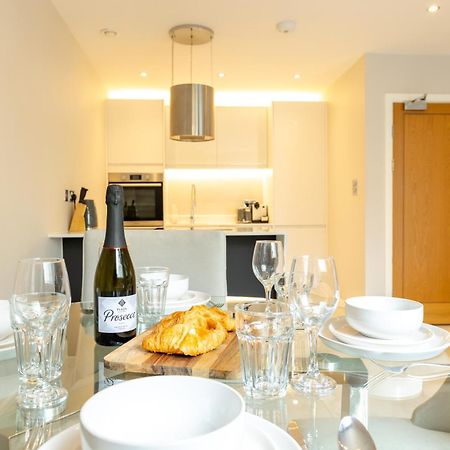 Exclusive Cardiff City Centre Apartment Екстериор снимка