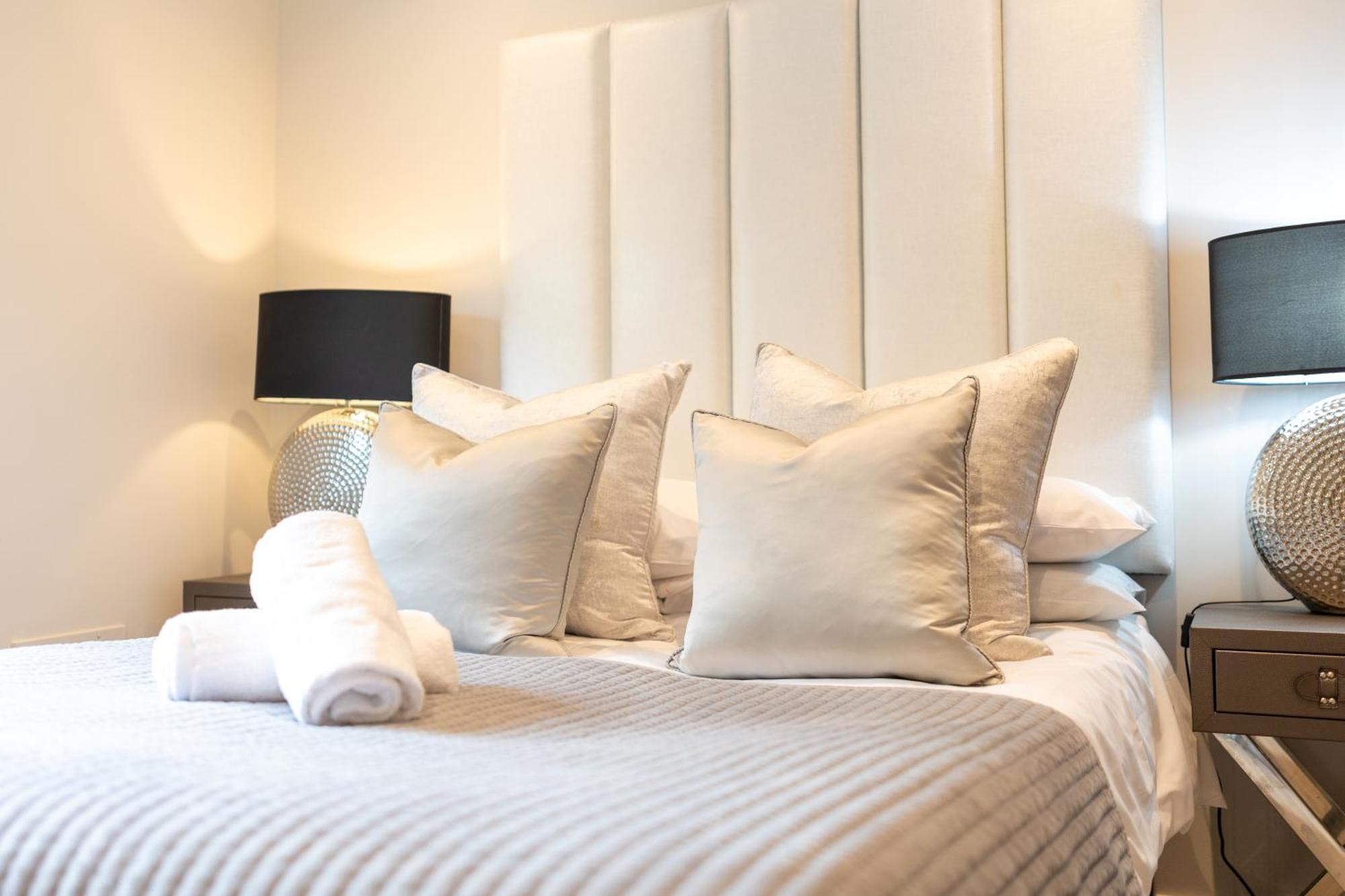 Exclusive Cardiff City Centre Apartment Екстериор снимка